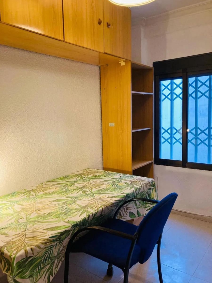 4 Zimmer Wohnung zu verkaufen in Burjassot - 199.000 € (Ref: 9518935)