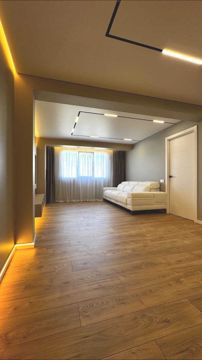 3 bedroom Flat for sale in Valencia city - € 260,000 (Ref: 9527741)