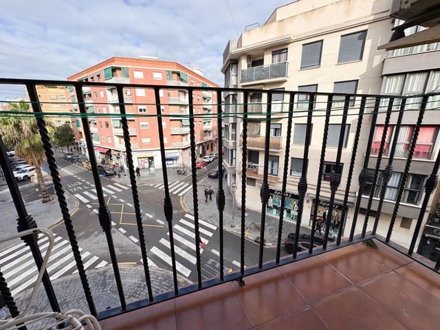 3 quarto Apartamento para venda em Nou Moles, Valência cidade - 208 000 € (Ref: 9530619)