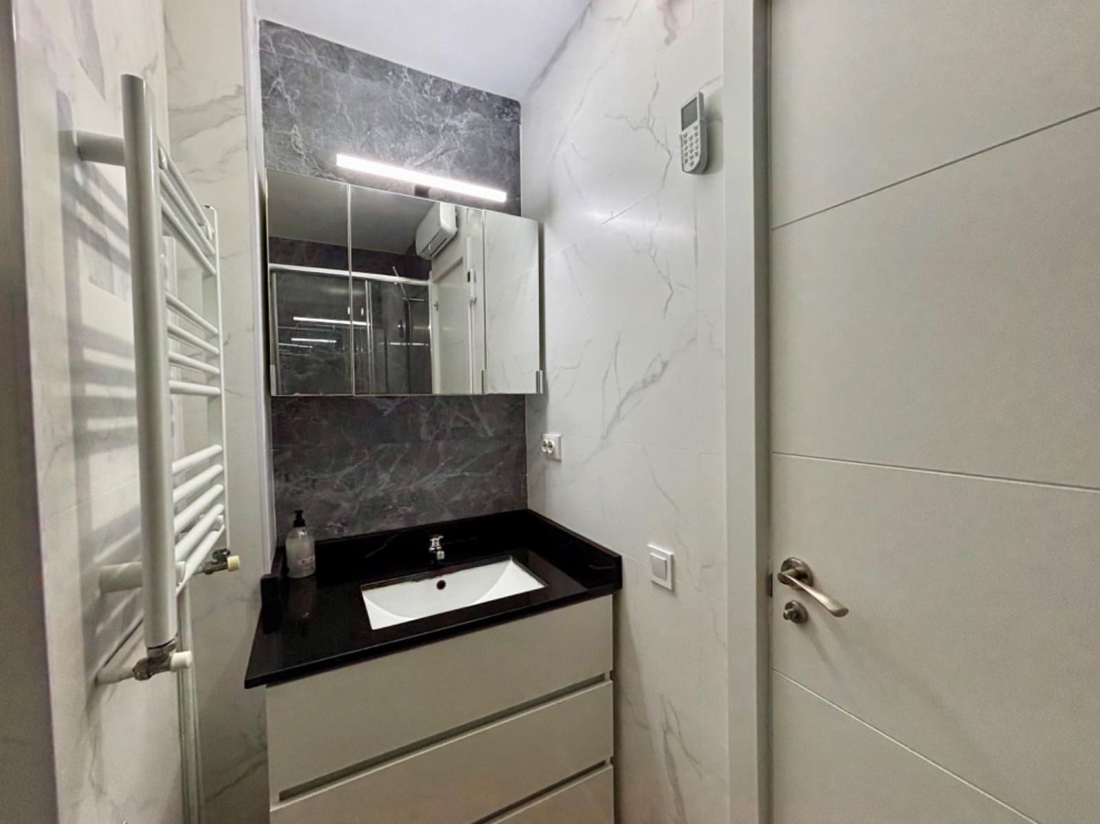 3 Zimmer Wohnung zu vermieten in Valencia Stadt - 1.600 € (Ref: 9535972)