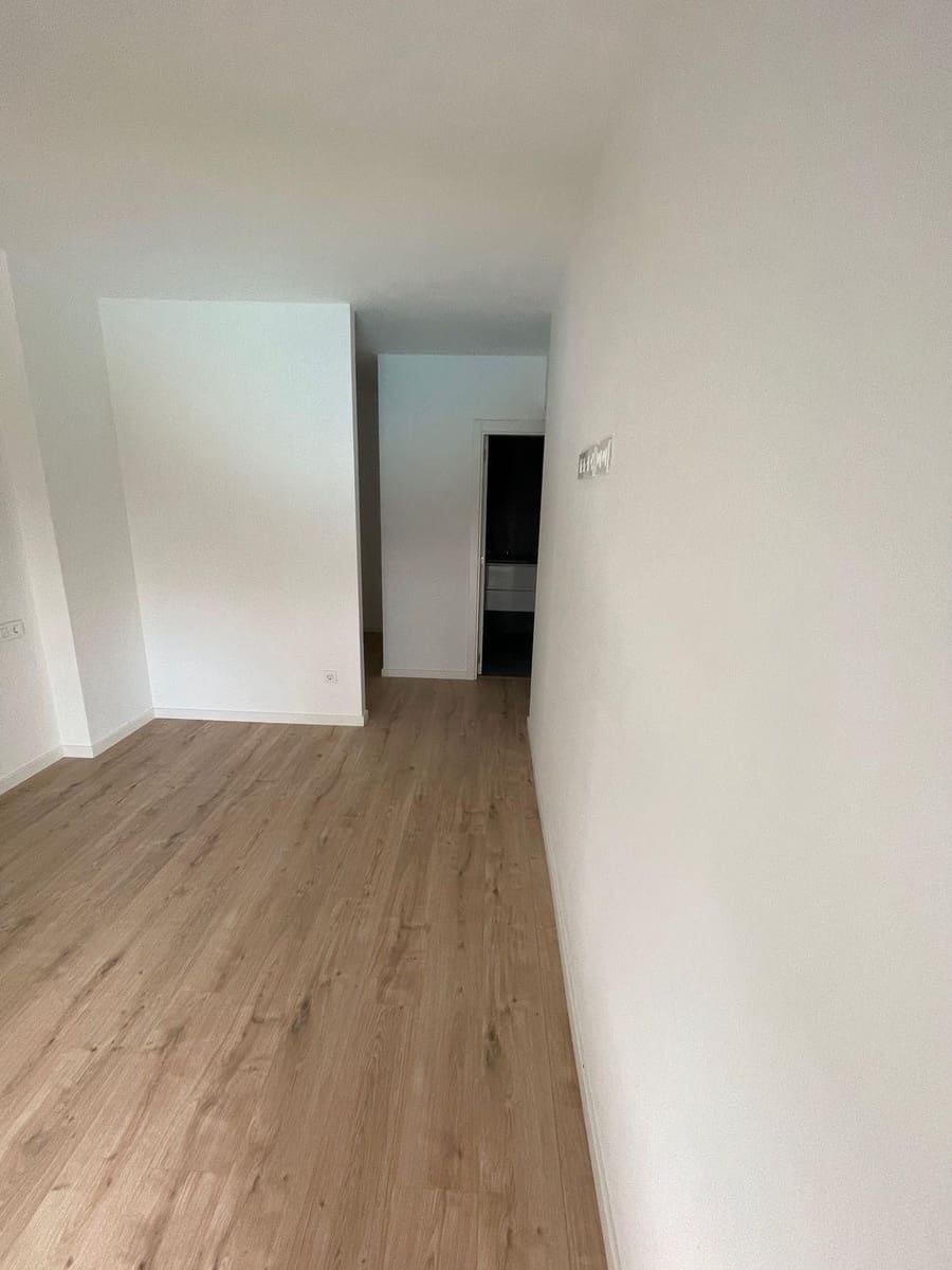 4 soveværelse Lejlighed til leje i Valencia by med garage - € 1.950 (Ref: 9543700)