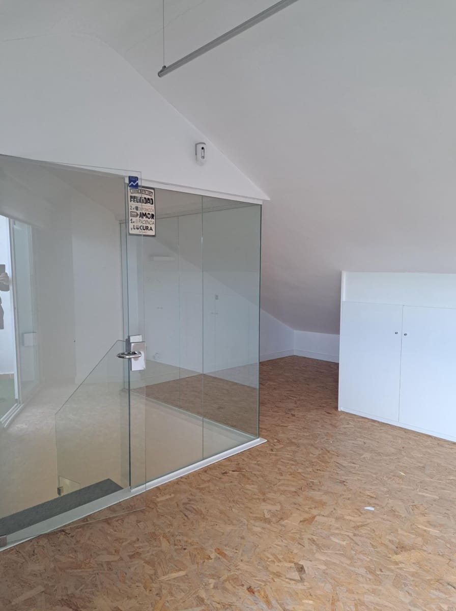 5 chambre Villa/Maison Mitoyenne à vendre à L'Eliana avec piscine garage - 469 000 € (Ref: 9543701)