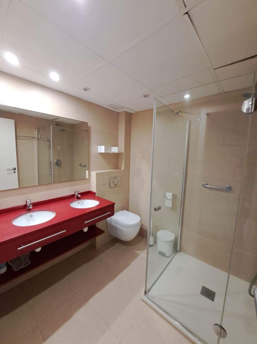 5 chambre Villa/Maison Mitoyenne à vendre à L'Eliana avec piscine garage - 469 000 € (Ref: 9543701)