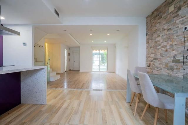 5 chambre Villa/Maison Mitoyenne à vendre à L'Eliana avec piscine garage - 469 000 € (Ref: 9543701)