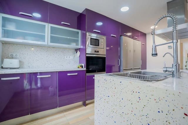 5 chambre Villa/Maison Mitoyenne à vendre à L'Eliana avec piscine garage - 469 000 € (Ref: 9543701)