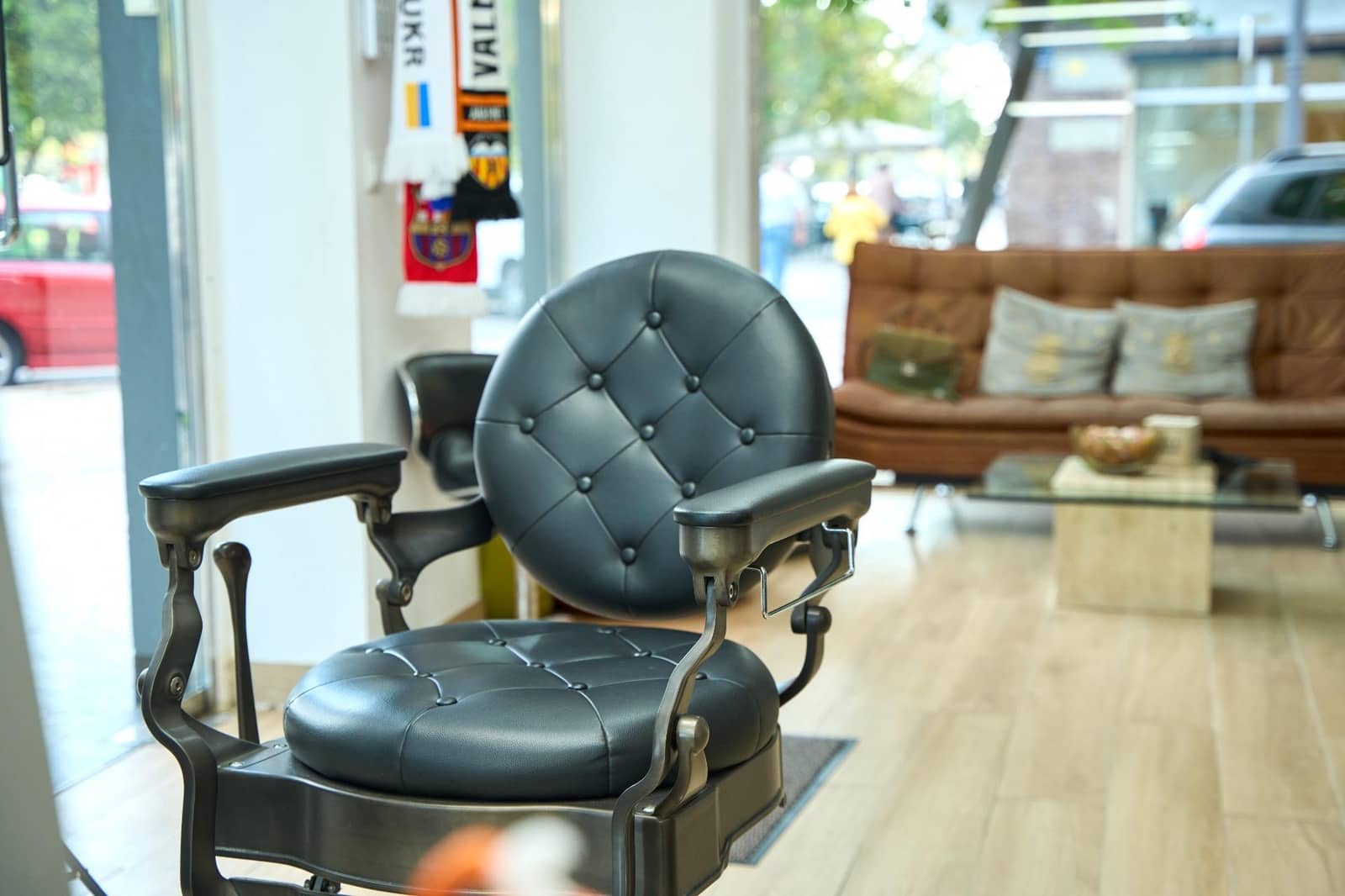 Entreprise à louer à Valence ville - 1 200 € (Ref: 9543702)