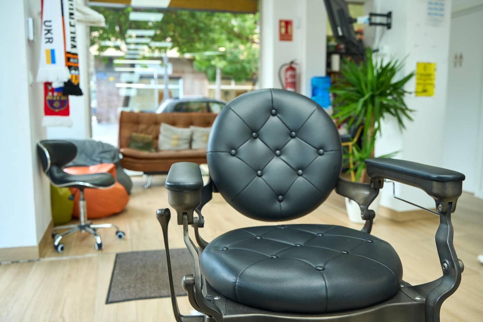 Entreprise à louer à Valence ville - 1 200 € (Ref: 9543702)