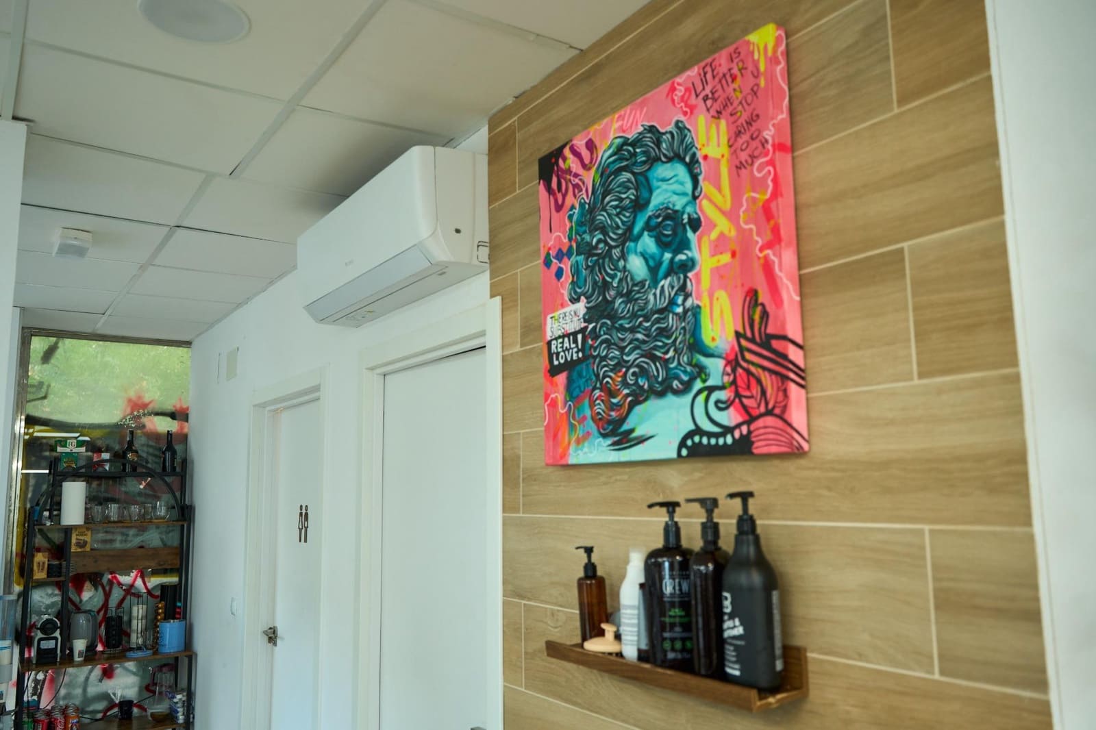 Entreprise à louer à Valence ville - 1 200 € (Ref: 9543702)