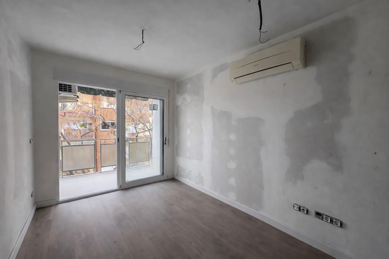 3 soveværelse Lejlighed til salg i Valencia by - € 360.000 (Ref: 9561858)