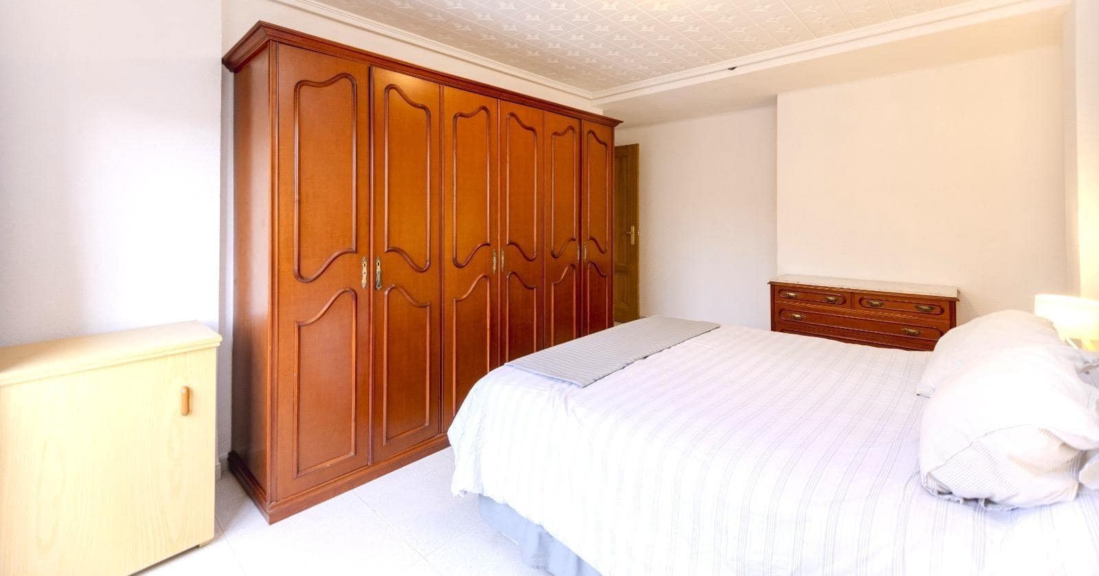 4 bedroom Flat for sale in Burjassot - € 185,000 (Ref: 9591354)