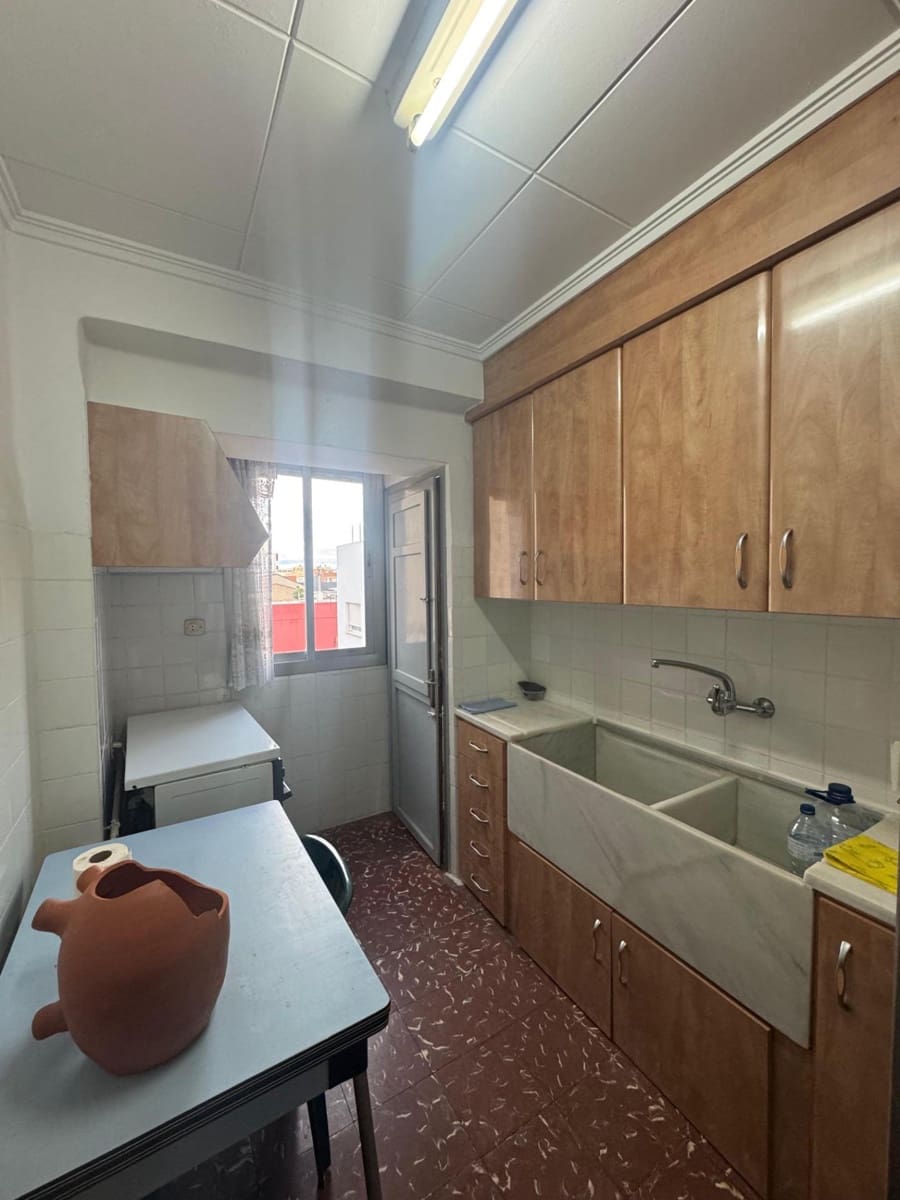 Piso de 4 habitaciones en Massanassa en venta - 129.900 € (Ref: 9599585)