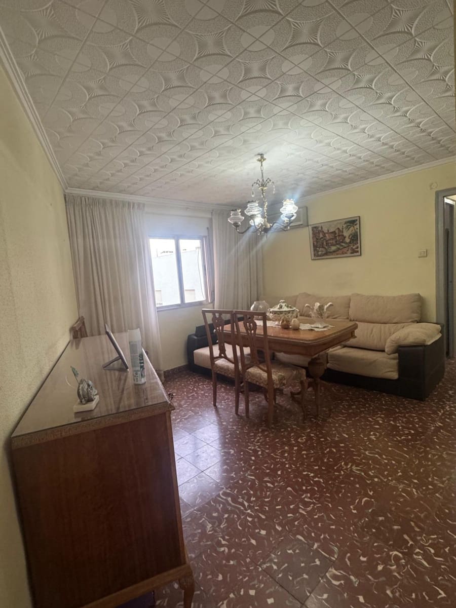 Piso de 4 habitaciones en Massanassa en venta - 129.900 € (Ref: 9599585)