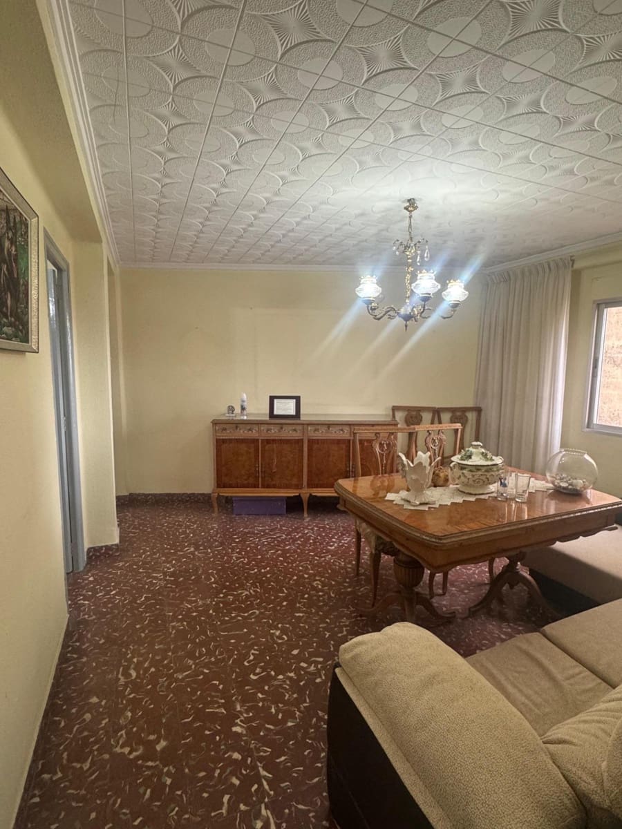 Piso de 4 habitaciones en Massanassa en venta - 129.900 € (Ref: 9599585)