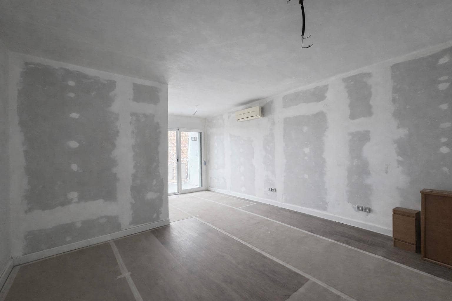 3 bedroom Flat for sale in Valencia city - € 360,000 (Ref: 9601189)