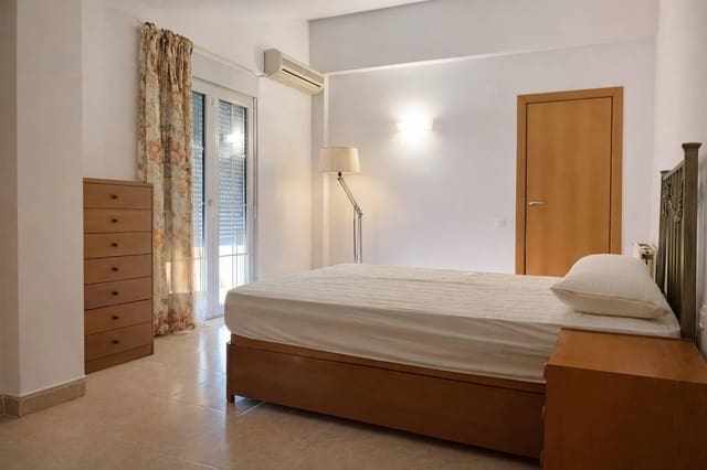 4 soveværelse Villa til leje i La Cañada, Paterna med swimmingpool - € 2.600 (Ref: 9605012)