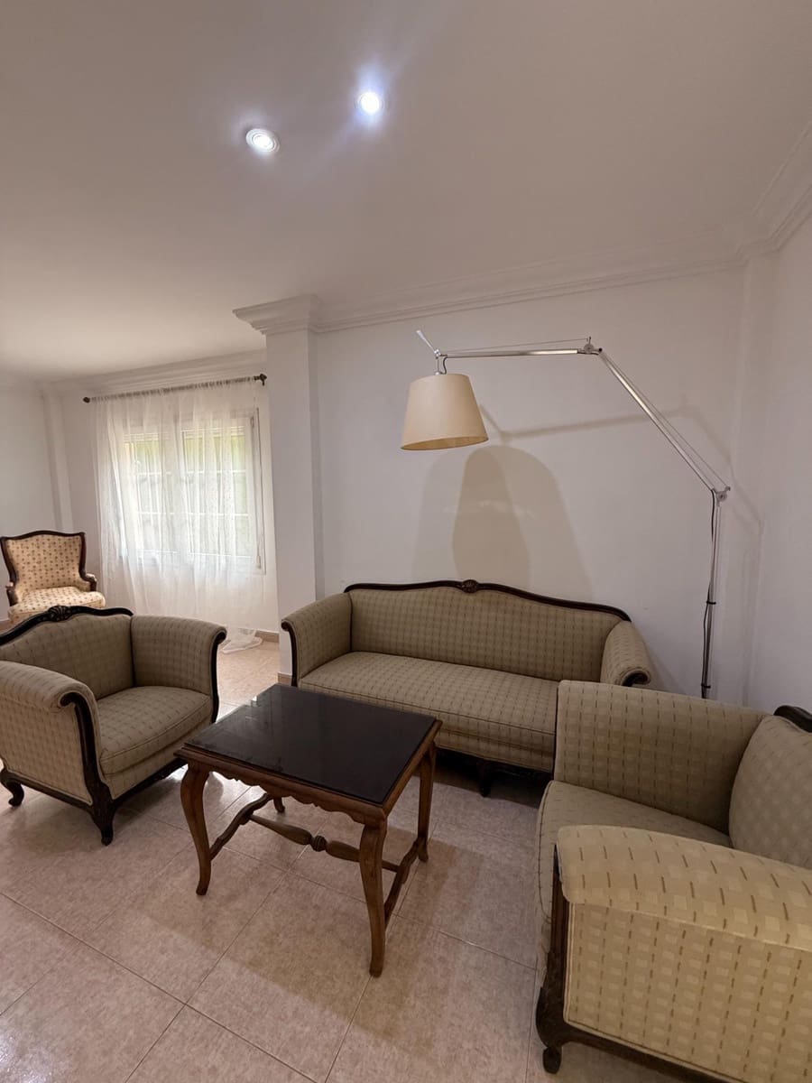 Chalet de 4 habitaciones en La Cañada en alquiler con piscina - 2.600 € (Ref: 9605012)