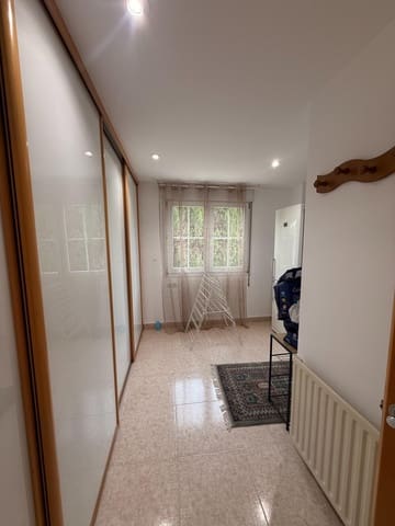 Chalet de 4 habitaciones en La Cañada, Paterna en alquiler con piscina - 2.600 € (Ref: 9605012)