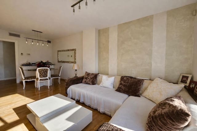3 Zimmer Apartment zu vermieten in València Stadt mit Pool Garage - 2.250 € (Ref: 9605015)