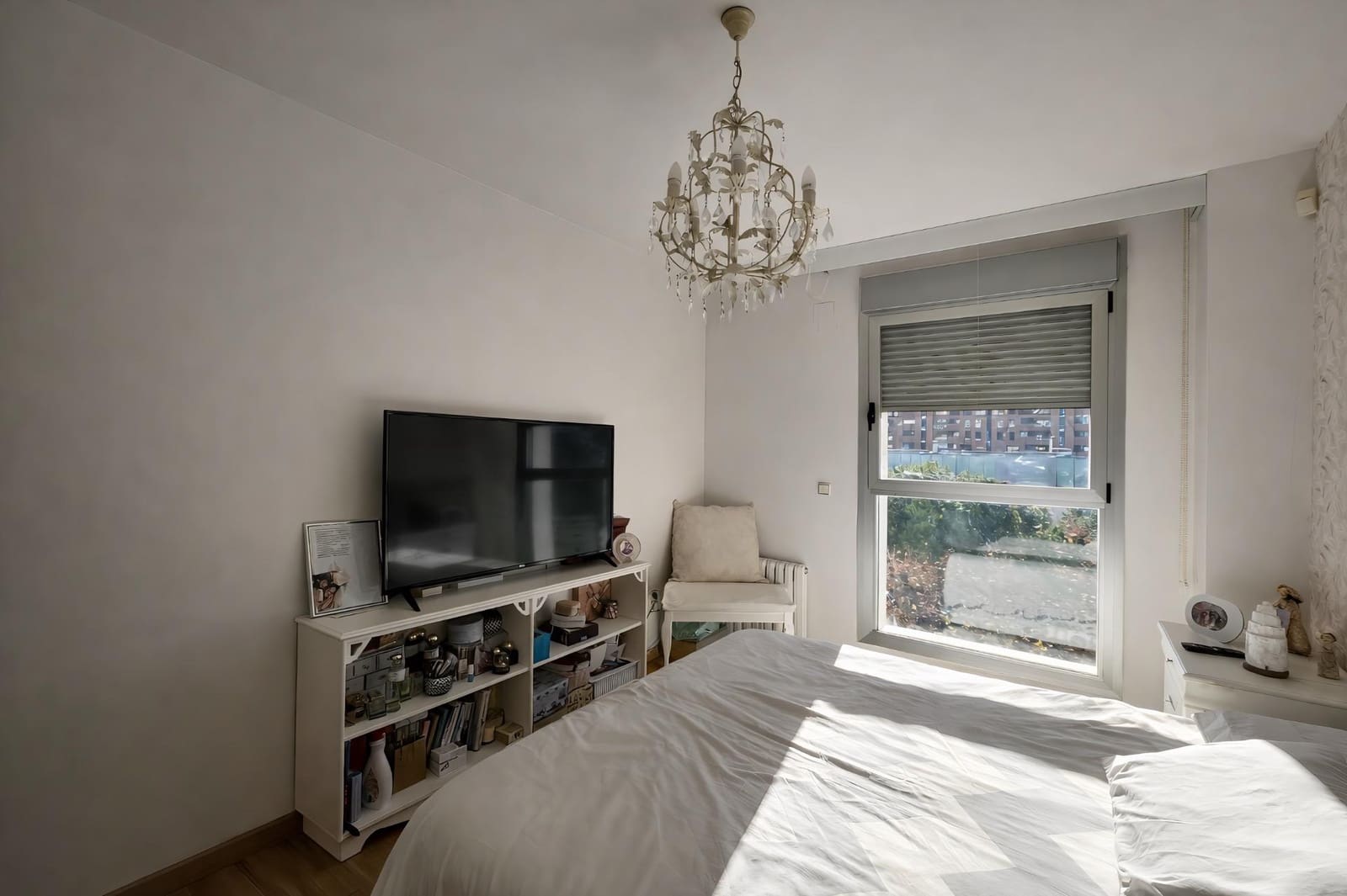3 sovrum Lägenhet att hyra i Valencia stad med pool garage - 2 250 € (Ref: 9605015)