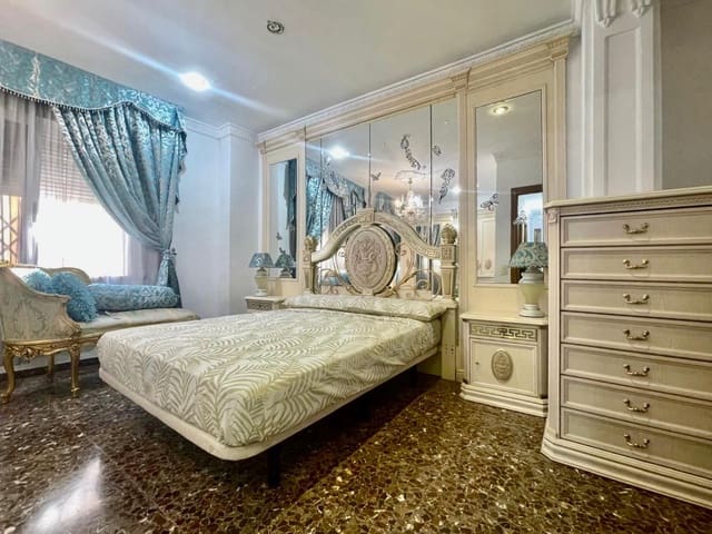 4 chambre Appartement à vendre à Na Rovella, Valence ville - 325 000 € (Ref: 9648202)