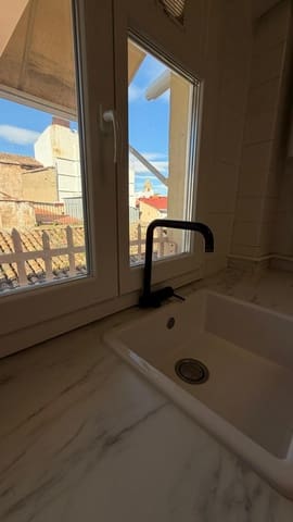 2 soverom Leilighet til leie i Ciutat Vella, Valencia by - € 1 600 (Ref: 9652053)