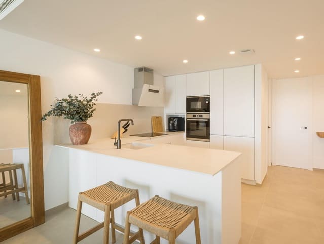Piso de 3 habitaciones en Les Bassetes - El Marjal, Dénia en venta con piscina garaje - 885.000 € (Ref: 9661968)