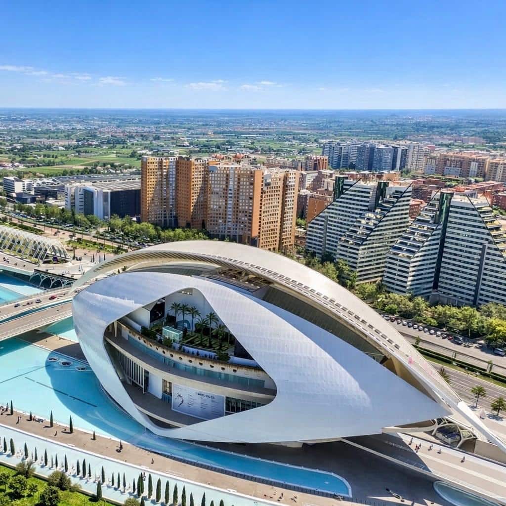 3 slaapkamer Flat te huur in Valencia stad met zwembad - € 2.700 (Ref: 9666544)