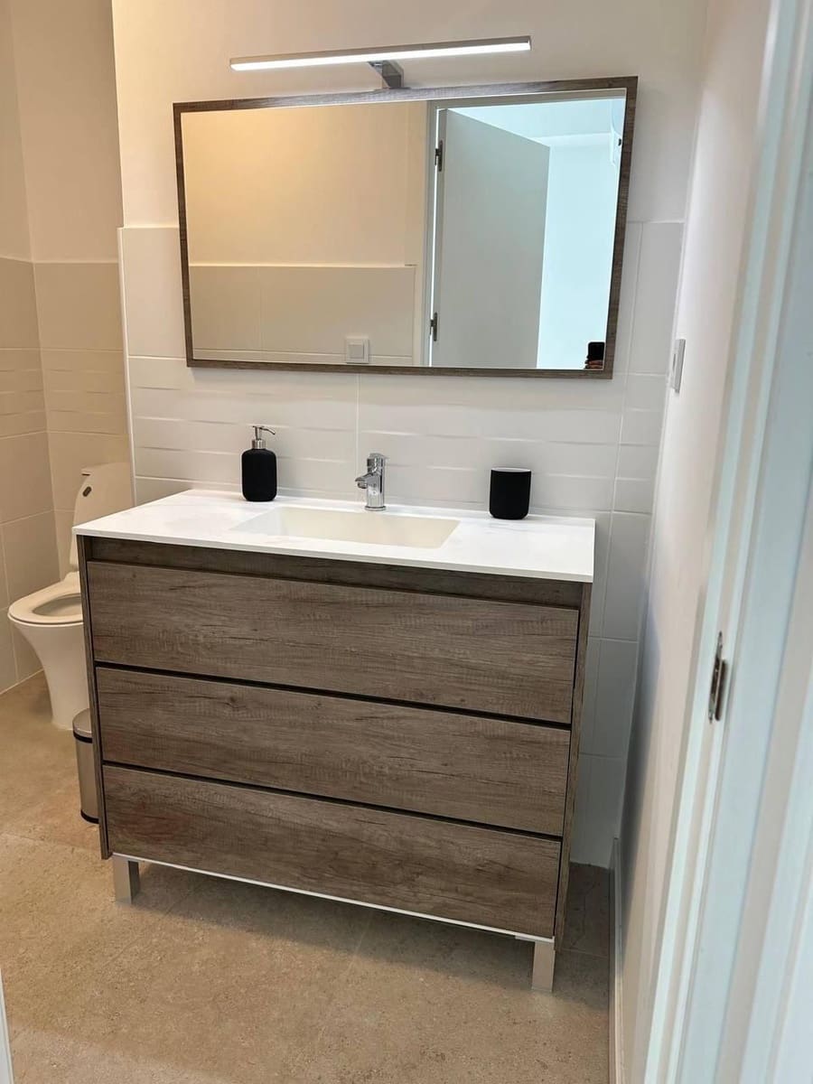 3 quarto Apartamento para arrendar em Valencia cidade - 1 800 € (Ref: 9666545)