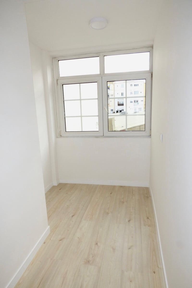 4 Zimmer Wohnung zu vermieten in Valencia Stadt - 1.800 € (Ref: 9674275)