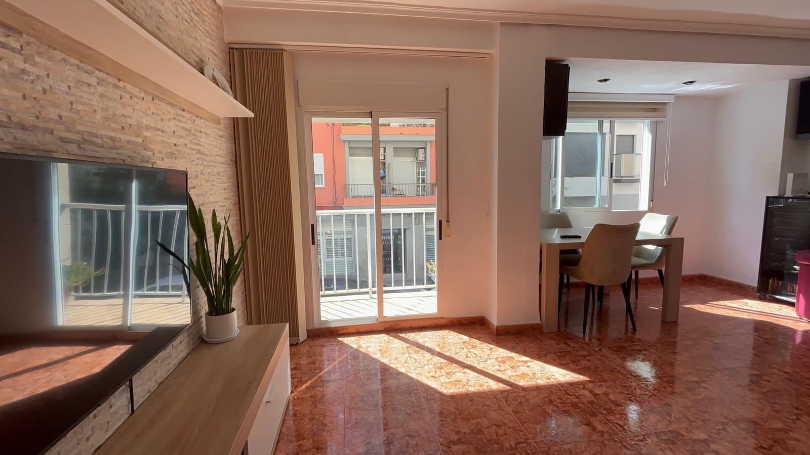 2 sypialnia Mieszkanie na sprzedaż w Miasto Walencja - 290 000 € (Ref: 9677530)