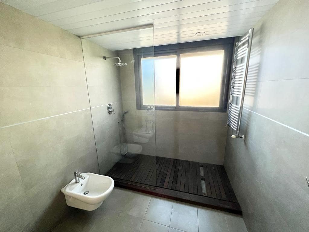 5 soverom Hus til salgs i La Pobla de Farnals med svømmebasseng - € 625 000 (Ref: 9679897)