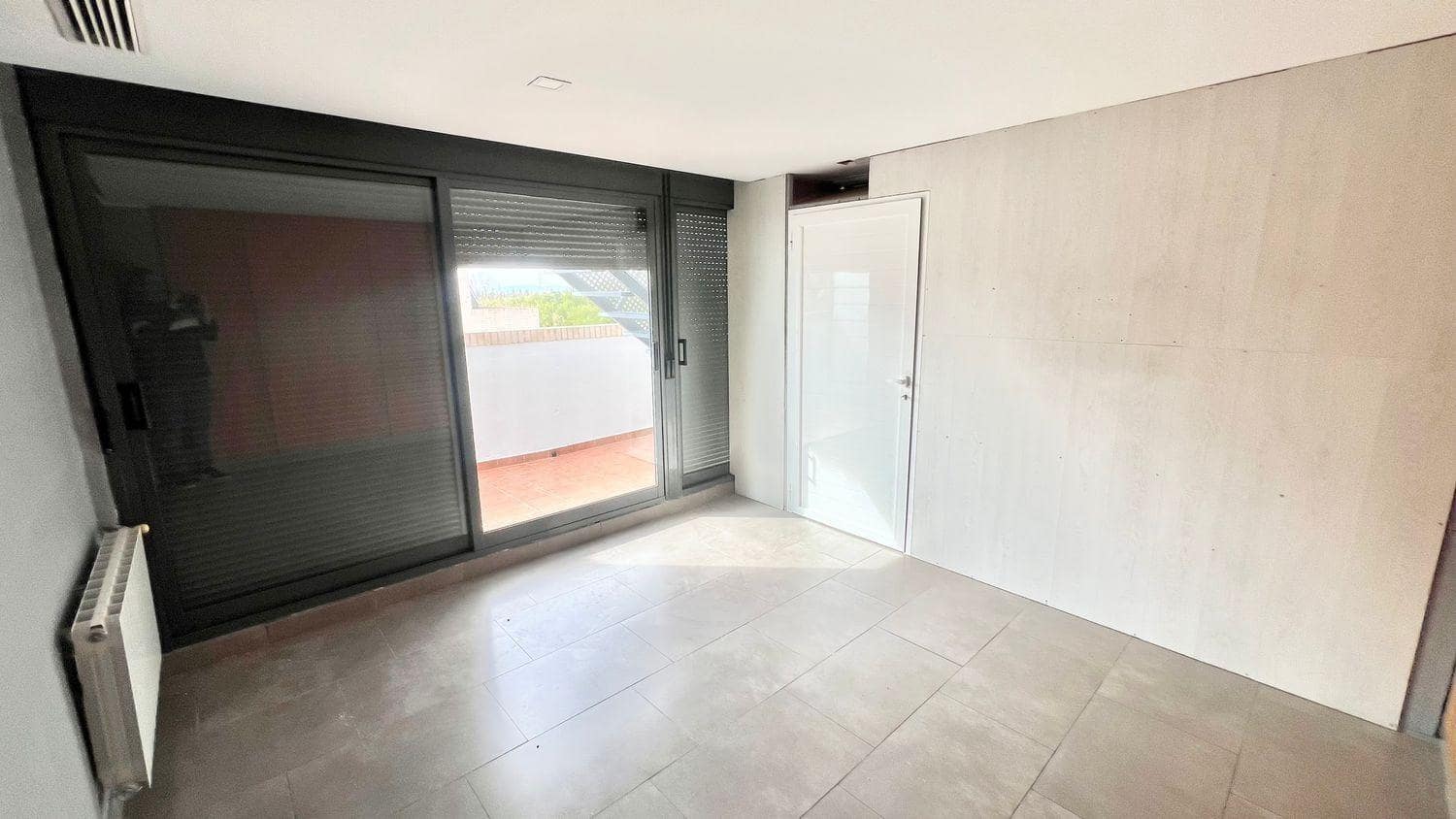 5 soverom Hus til salgs i La Pobla de Farnals med svømmebasseng - € 625 000 (Ref: 9679897)