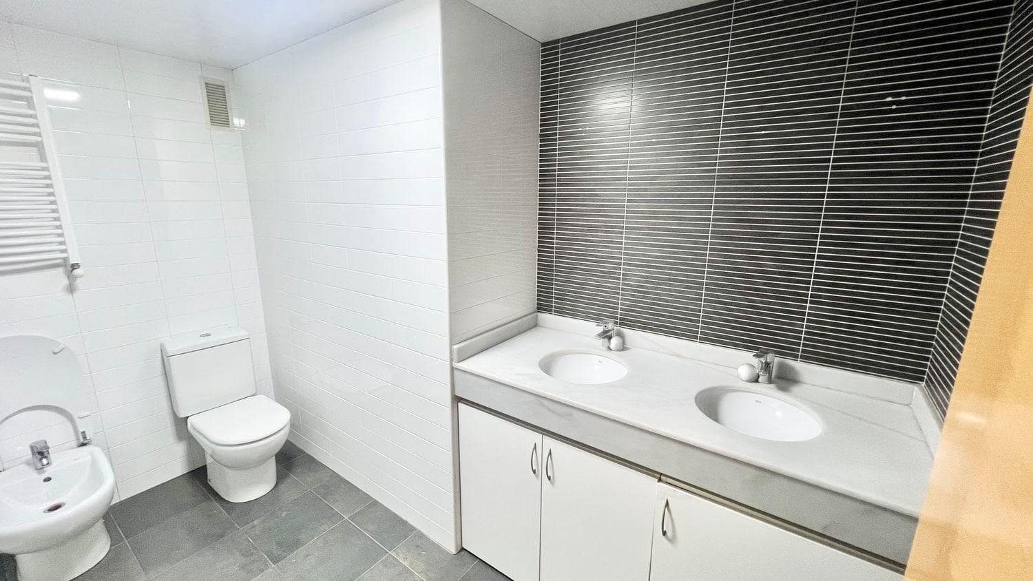 5 soverom Hus til salgs i La Pobla de Farnals med svømmebasseng - € 625 000 (Ref: 9679897)