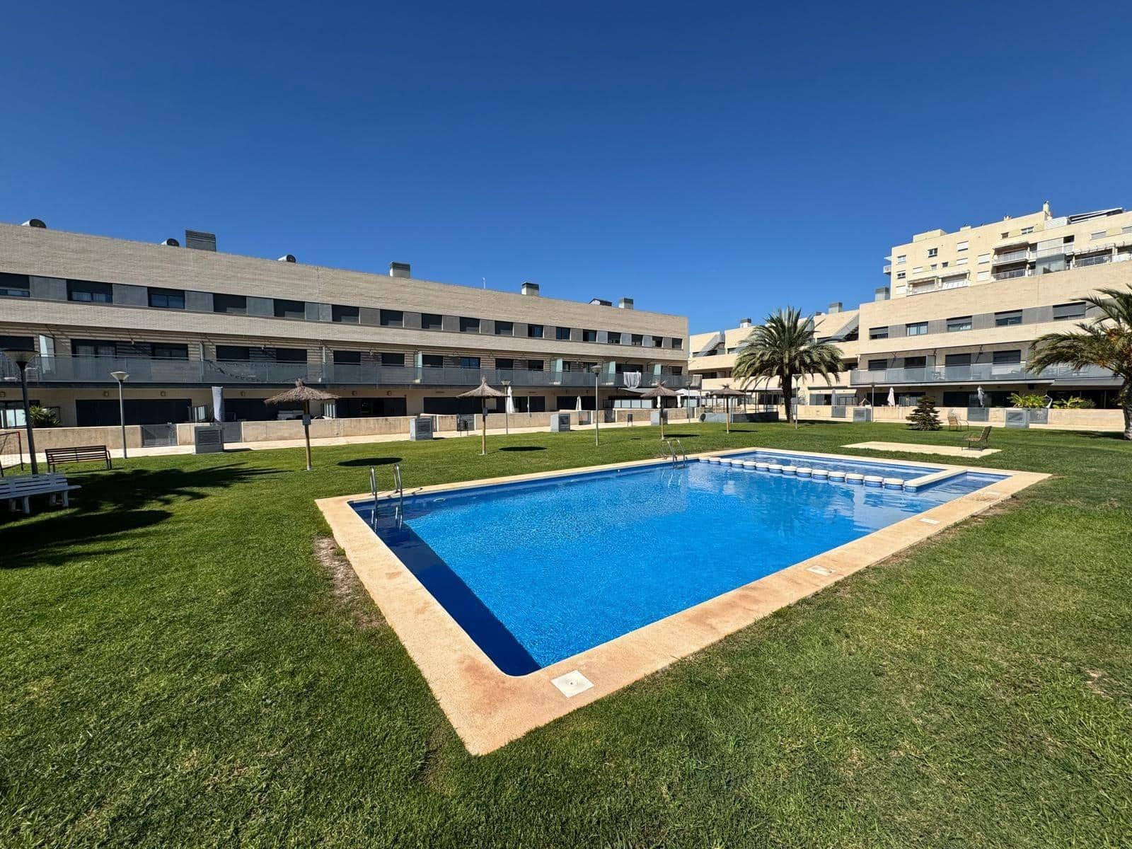 5 soverom Hus til salgs i La Pobla de Farnals med svømmebasseng - € 625 000 (Ref: 9679897)