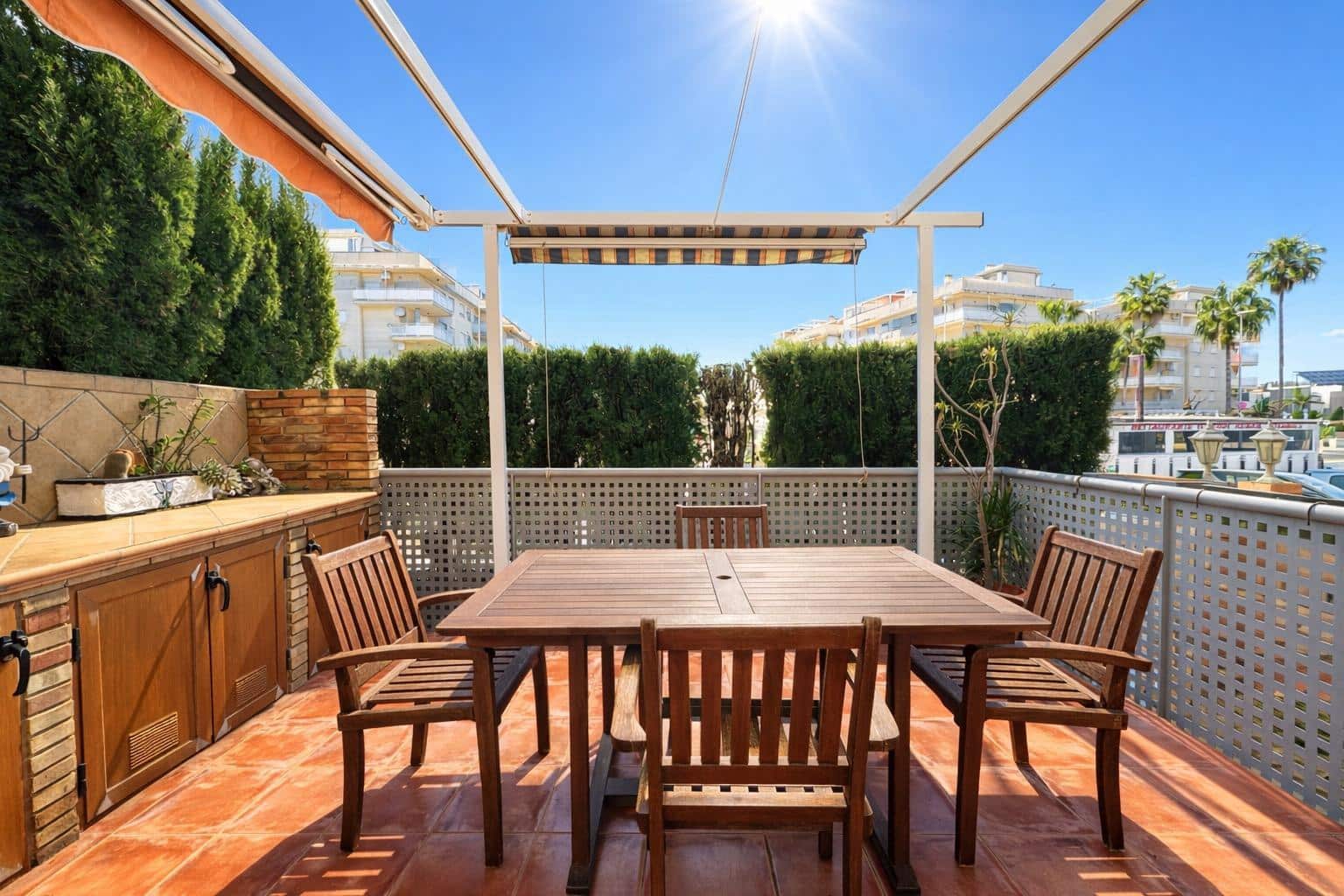 2 bedroom Apartment for sale in Canet d'En Berenguer with pool garage - € 270,000 (Ref: 9690656)