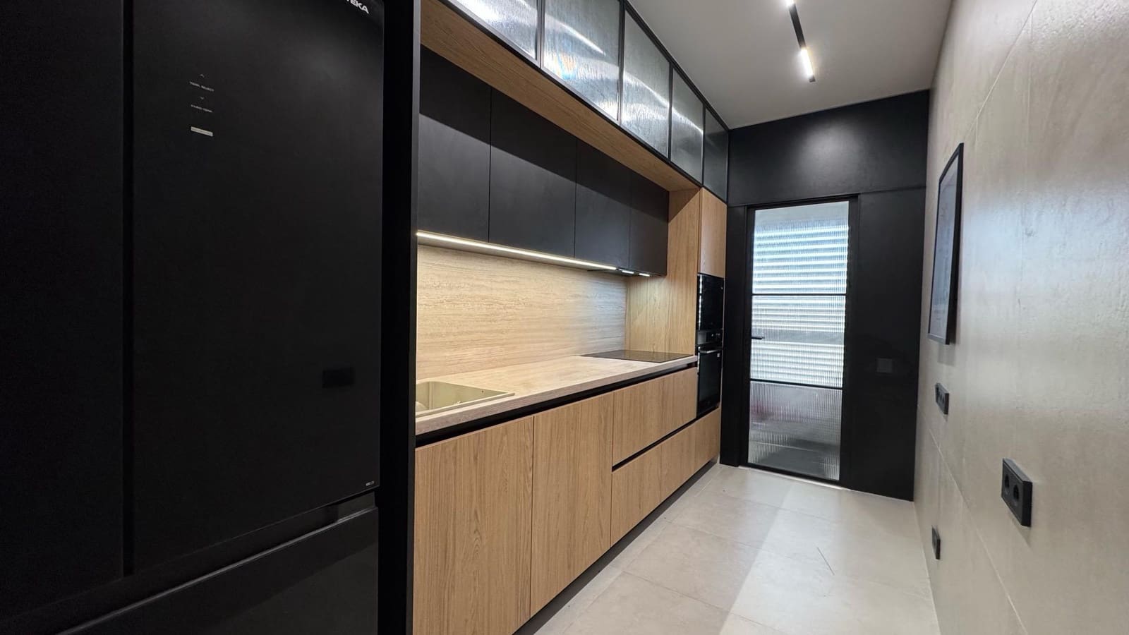 2 soverom Penthouse til salgs i Paterna med svømmebasseng - € 430 000 (Ref: 9712001)