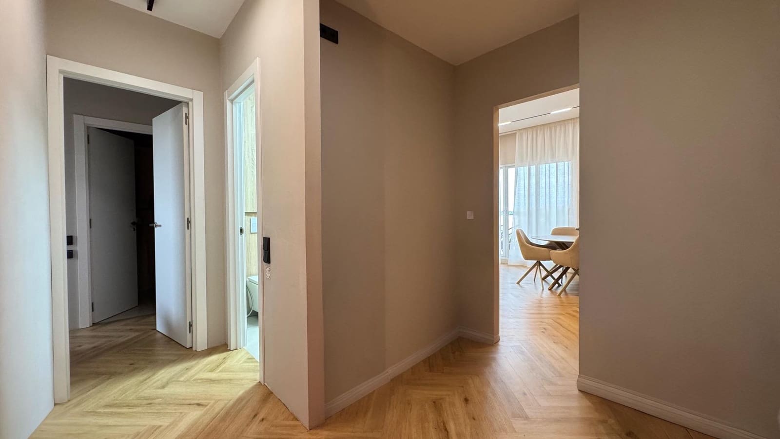 2 soverom Penthouse til salgs i Paterna med svømmebasseng - € 430 000 (Ref: 9712001)