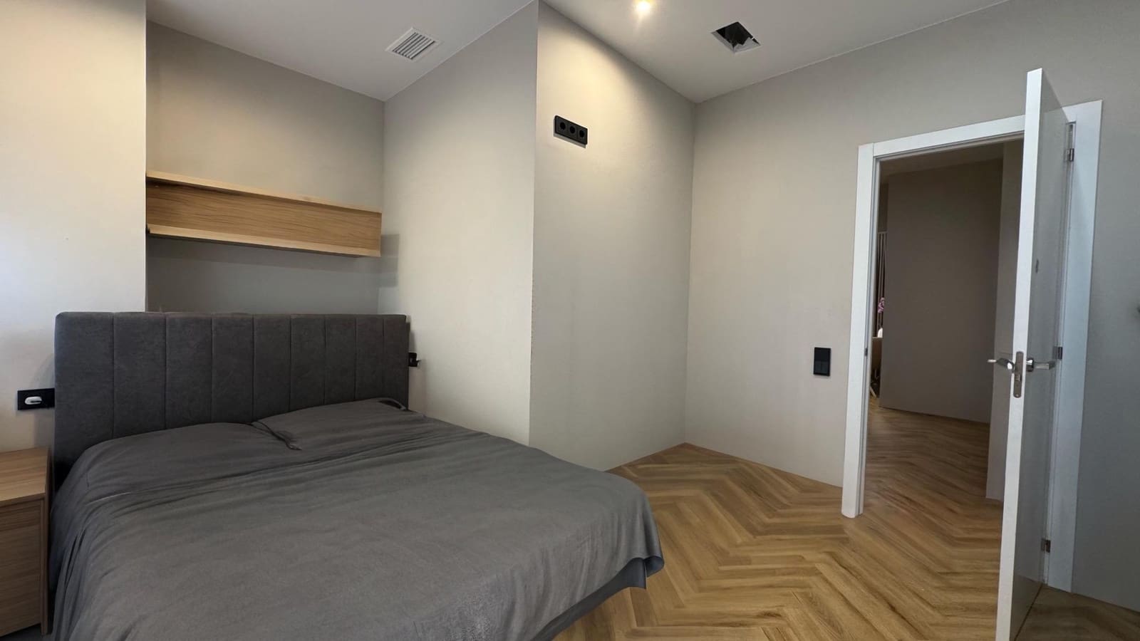 2 soverom Penthouse til salgs i Paterna med svømmebasseng - € 430 000 (Ref: 9712001)