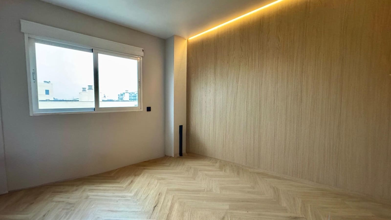 2 soverom Penthouse til salgs i Paterna med svømmebasseng - € 430 000 (Ref: 9712001)