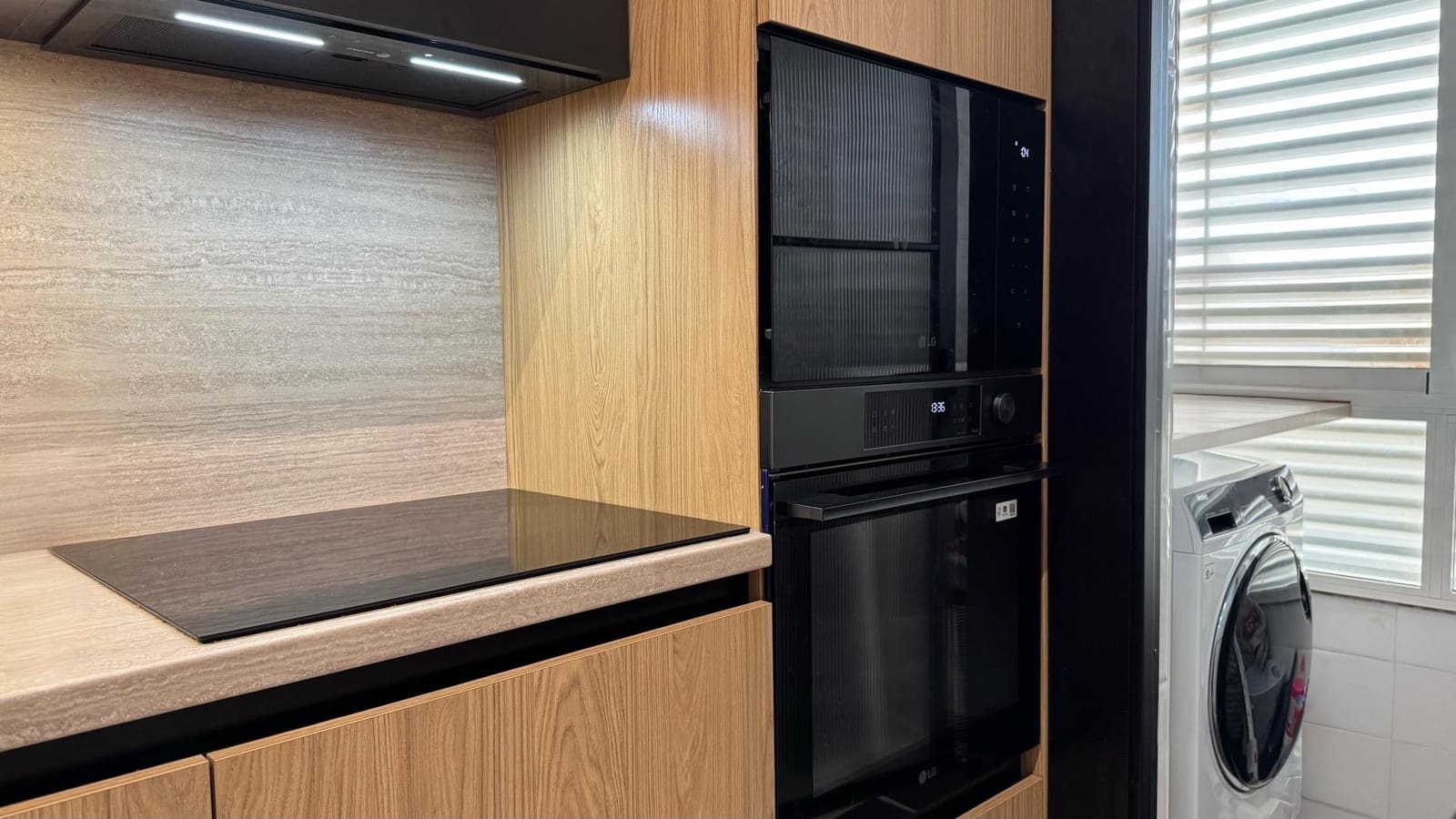 2 soverom Penthouse til salgs i Paterna med svømmebasseng - € 430 000 (Ref: 9712001)