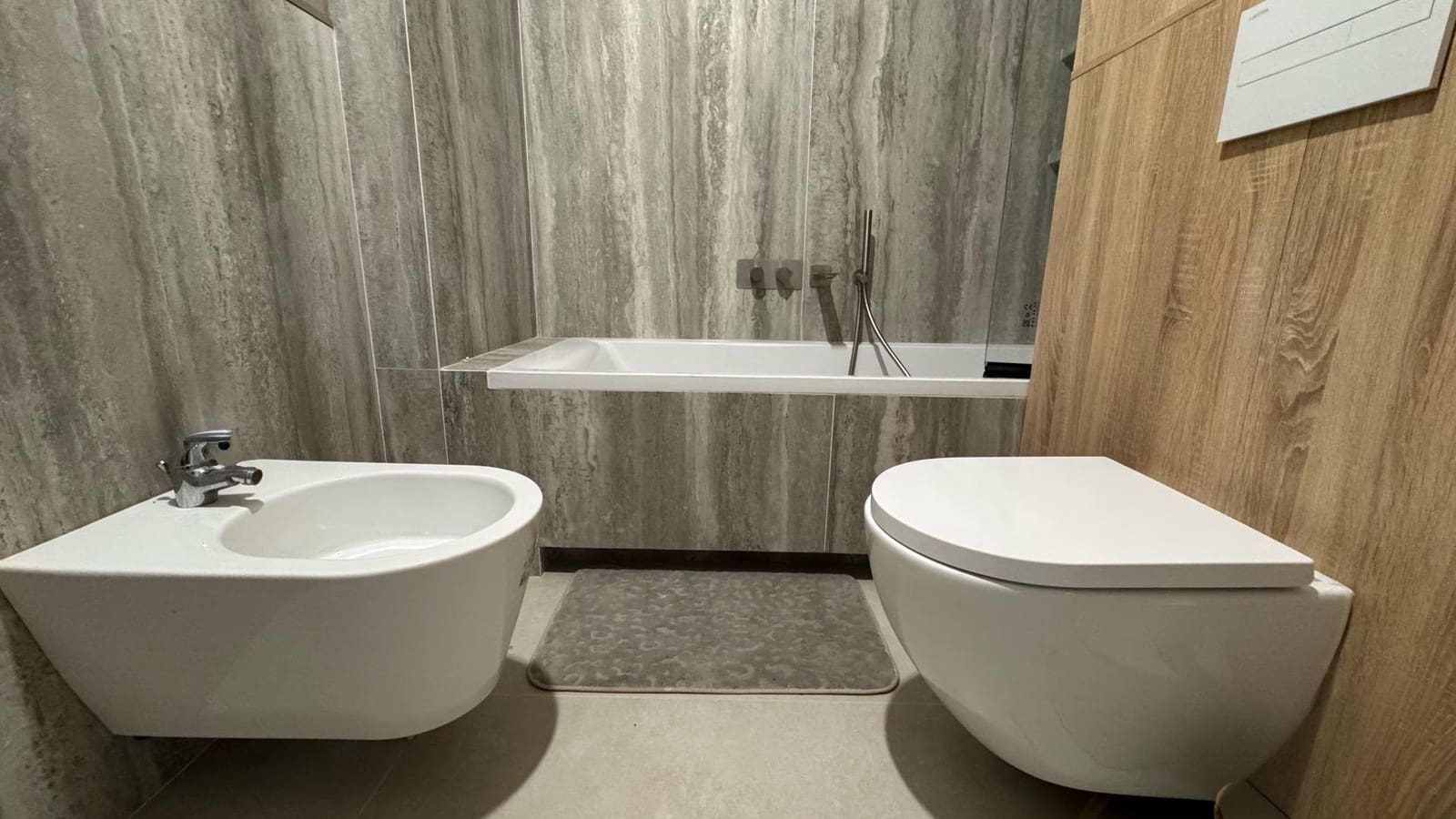 2 soverom Penthouse til salgs i Paterna med svømmebasseng - € 430 000 (Ref: 9712001)