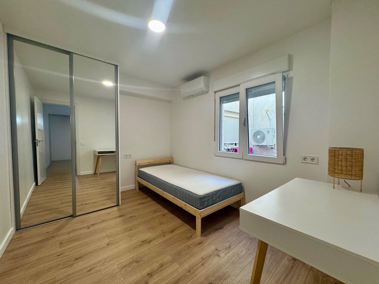 3 bedroom Flat for sale in Manises - € 170,000 (Ref: 9732161)