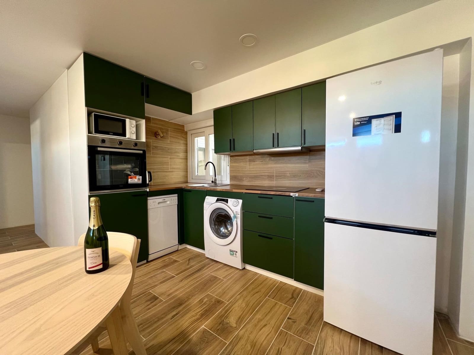 3 bedroom Flat for sale in Manises - € 168,000 (Ref: 9732161)