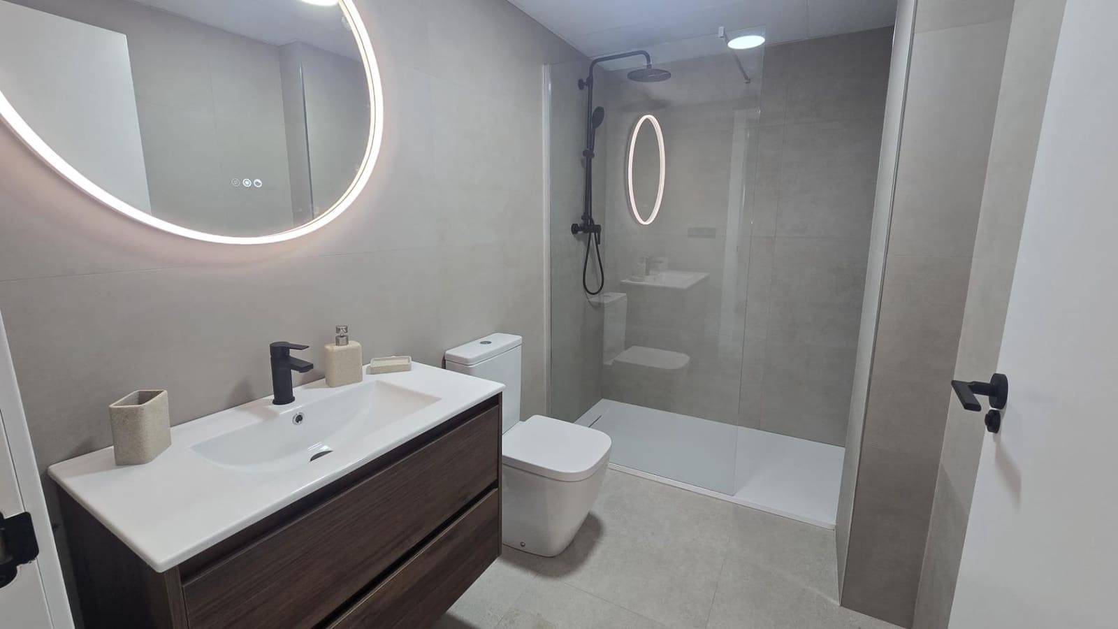 2 bedroom Apartment for sale in Muchamiel / Mutxamel with pool - € 199,000 (Ref: 9741765)