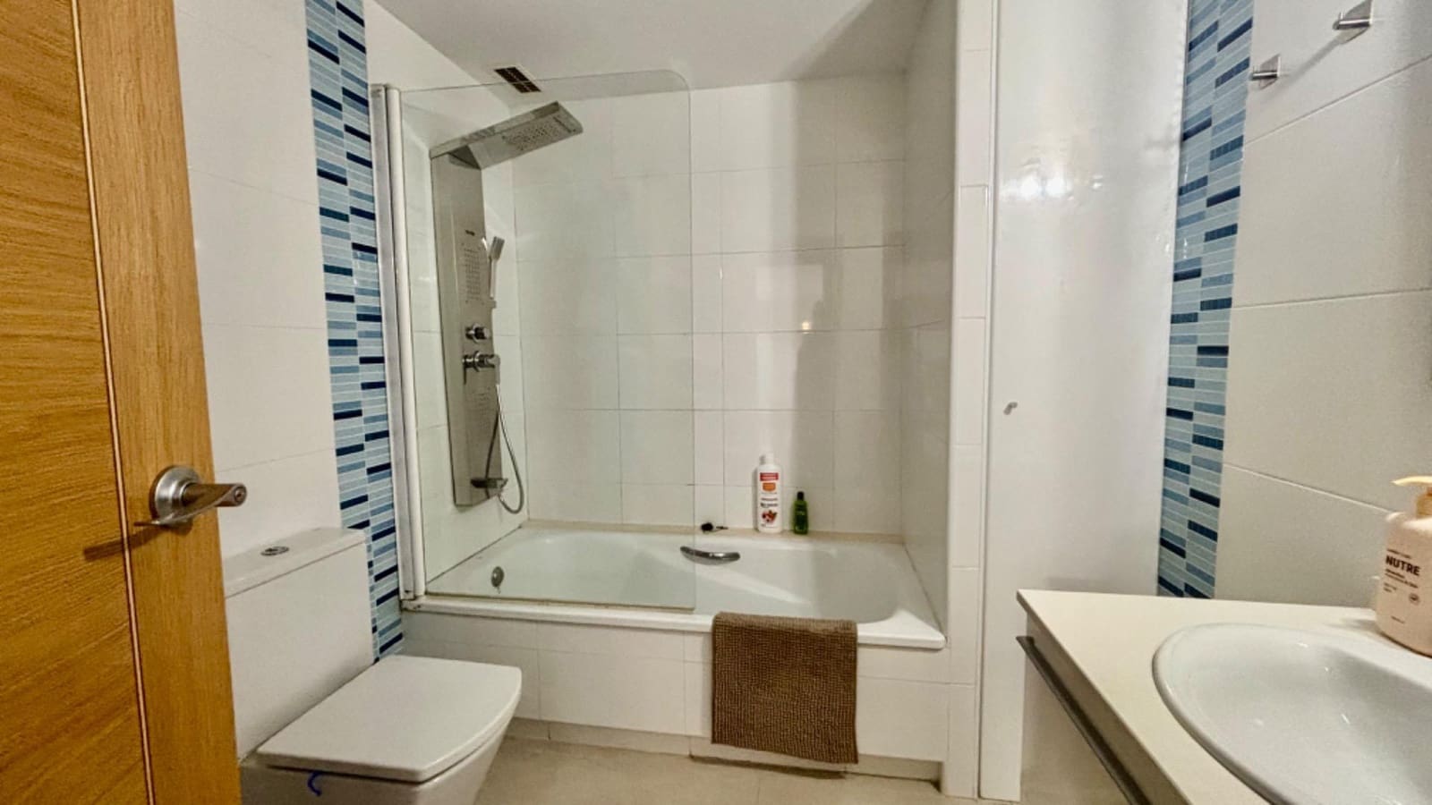 2 soveværelse Lejlighed til leje i Valencia by med swimmingpool - € 1.600 (Ref: 9752066)