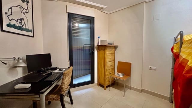 2 soveværelse Lejlighed til leje i Valencia by med swimmingpool - € 1.600 (Ref: 9752066)