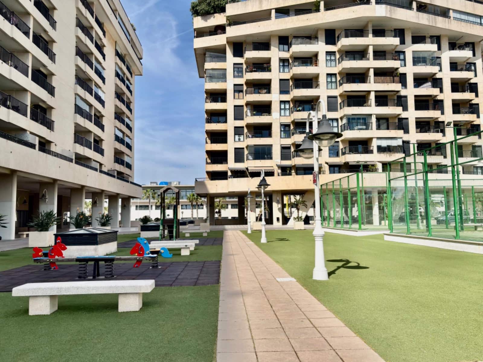 2 soveværelse Lejlighed til leje i Valencia by med swimmingpool - € 1.600 (Ref: 9752066)