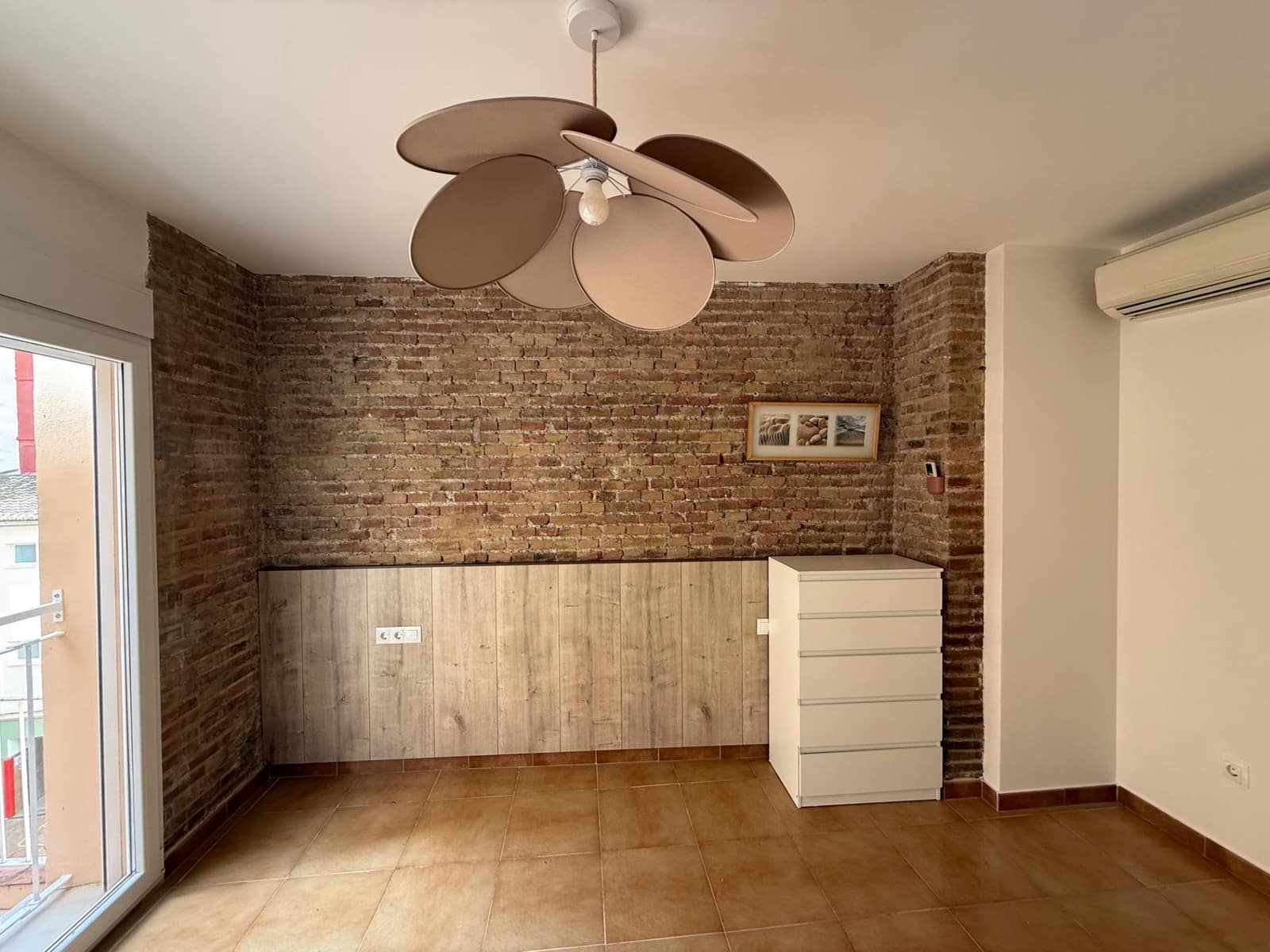 4 makuuhuone Asunto vuokrattavana paikassa Valencia kaupunki - 3 600 € (Ref: 9755710)