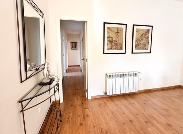 3 camera da letto Villetta a Schiera da affittare in Riba-roja de Túria con piscina - 2.500 € (Rif: 9755711)
