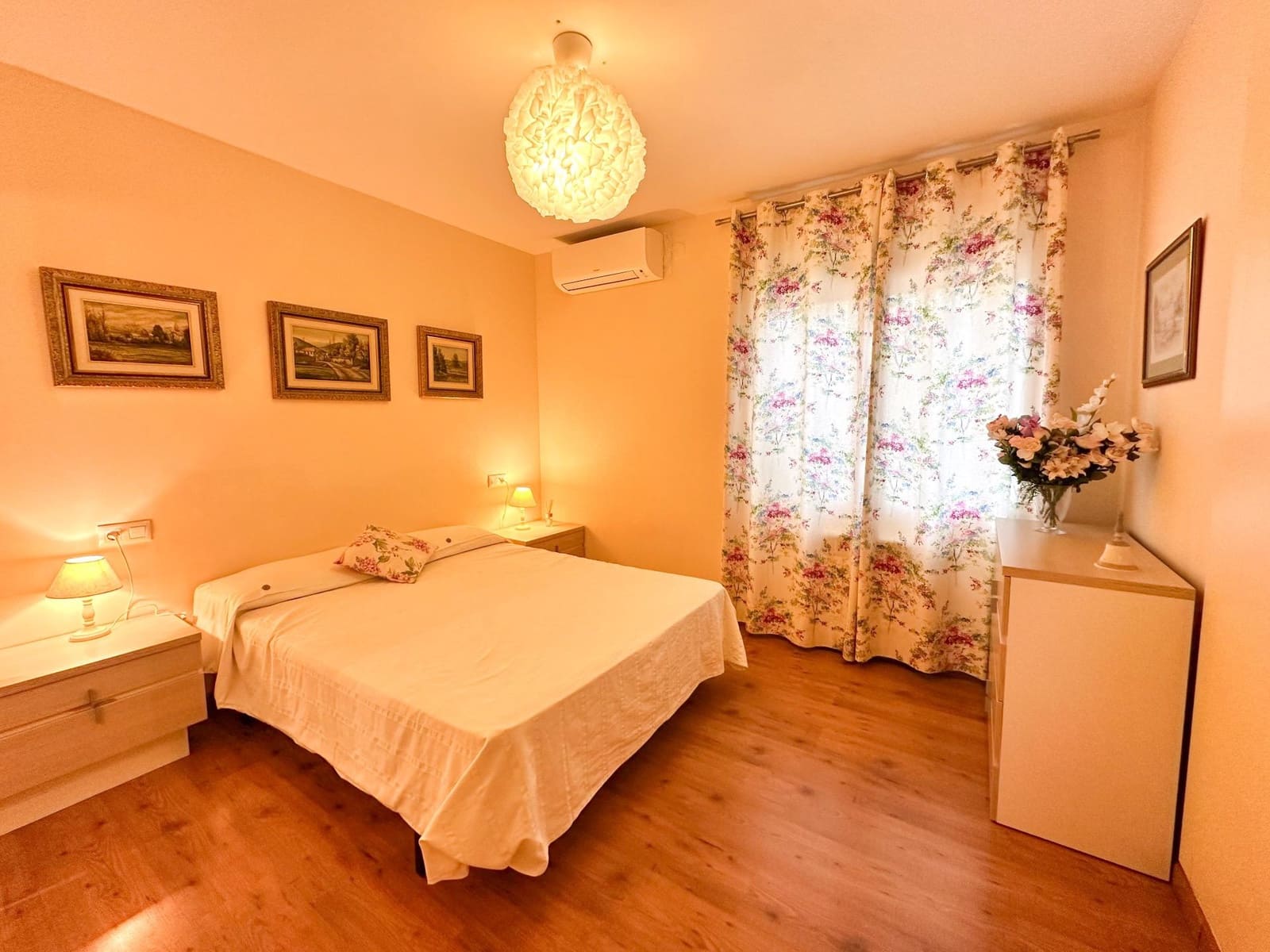 3 camera da letto Villetta a Schiera da affittare in Riba-roja de Turia con piscina - 2.500 € (Rif: 9755711)